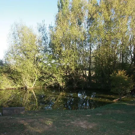 Les Bouts De Ralle D'hotes Bed & Breakfast 3*