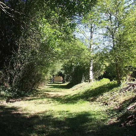 Les Bouts De Ralle D'hotes