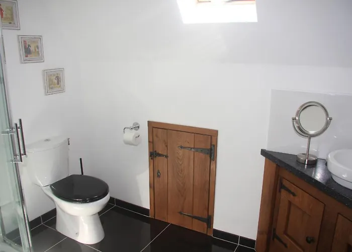 Les Bouts De Ralle D'hotes